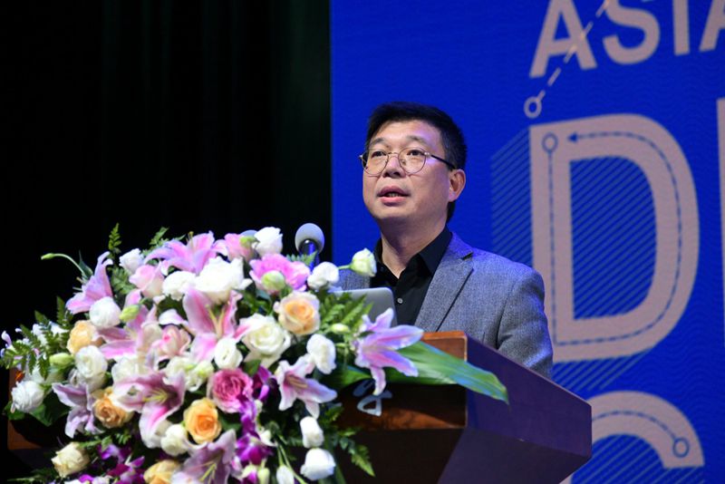 刘院长主持闭幕式_上传网站.jpg